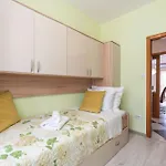 Petmat - With Private Pool And 6 Bedrooms 빌라