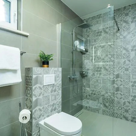 Petmat - With Private Pool And 6 Bedrooms Villa Dubrovnik