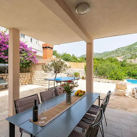 Petmat - With Private Pool And 6 Bedrooms Dubrovnik
