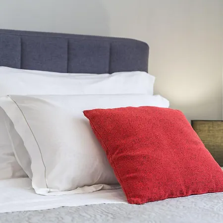 Petmat - With Private Pool And 6 Bedrooms