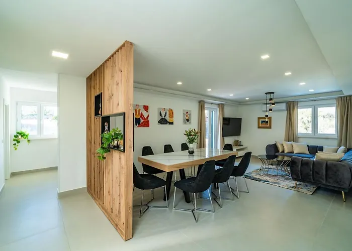 Petmat - With Private Pool And 6 Bedrooms Villa Dubrovnik