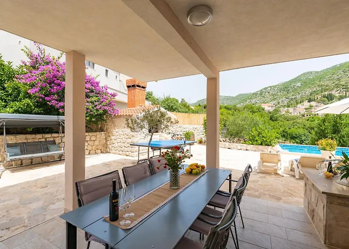 Petmat - With Private Pool And 6 Bedrooms Dubrovnik