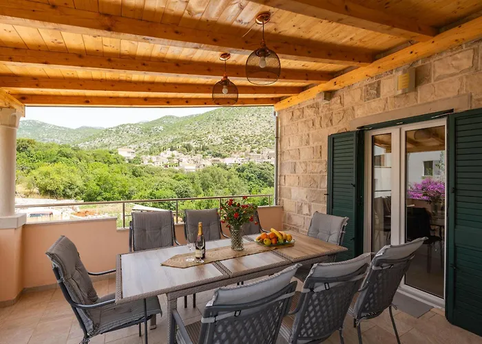 Petmat - With Private Pool And 6 Bedrooms Villa *