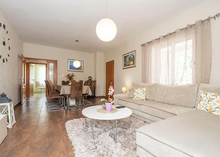 Petmat - With Private Pool And 6 Bedrooms Villa Dubrovnik