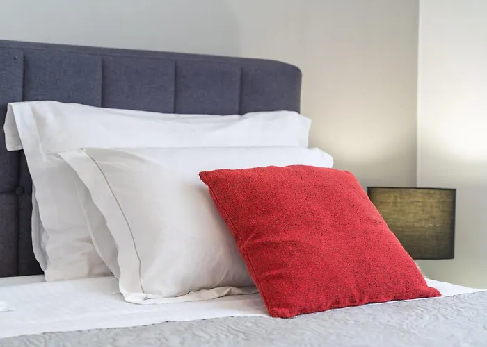 Petmat - With Private Pool And 6 Bedrooms