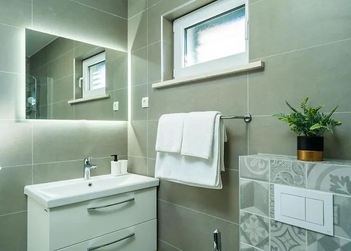 Petmat - With Private Pool And 6 Bedrooms Villa Dubrovnik