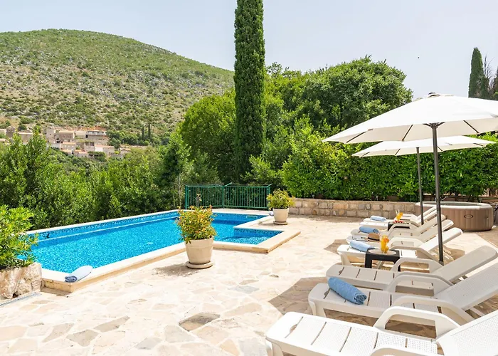 Petmat - With Private Pool And 6 Bedrooms Villa Dubrovnik