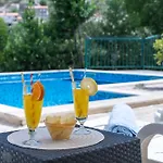 Petmat - With Private Pool And 6 Bedrooms Ragusa